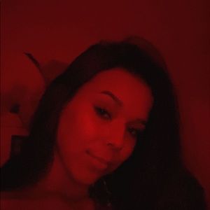 Meet your Posher, Lily